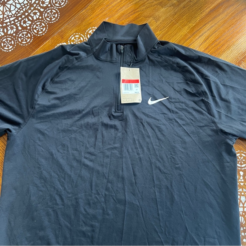 ***BNWT*** Men’s Nike Training Quarter Zip